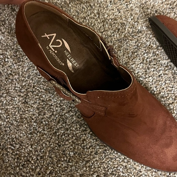 A2 Heel Boots - Picture 4 of 4